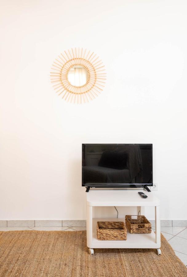 Pure Naxos - Central Complete Apartment Naxos City Exteriör bild